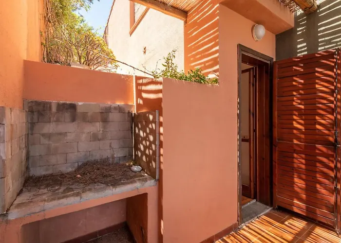 Accu Is Prezzus C Fronte Mare Apartamento *