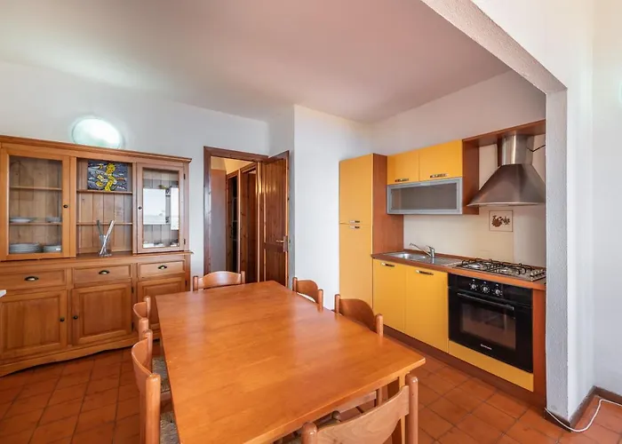 Accu Is Prezzus C Fronte Mare Apartamento