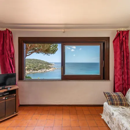Accu Is Prezzus C Fronte Mare * Villasimius