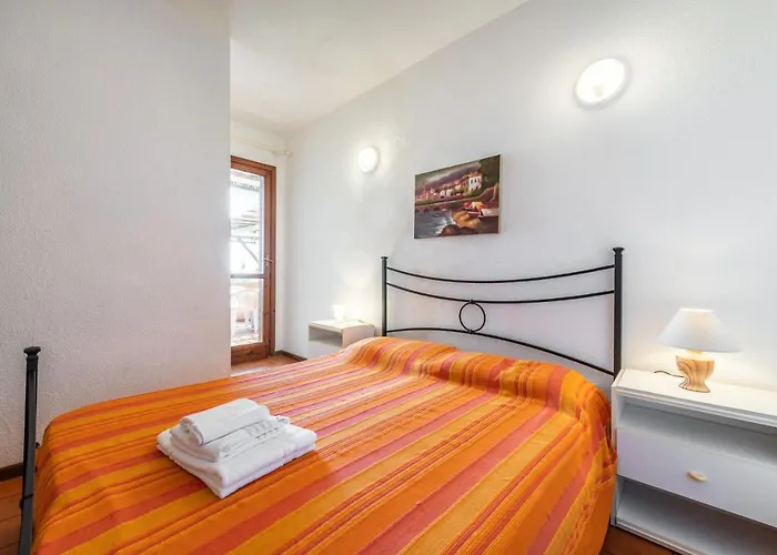 Accu Is Prezzus C Fronte Mare