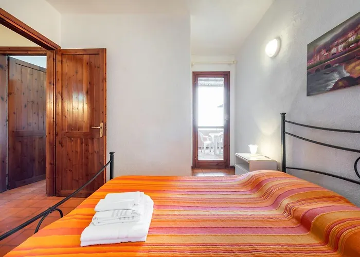 Apartment Accu Is Prezzus C Fronte Mare *